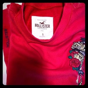 3/$30 Hollister red Long-lined tiger sweatshirt